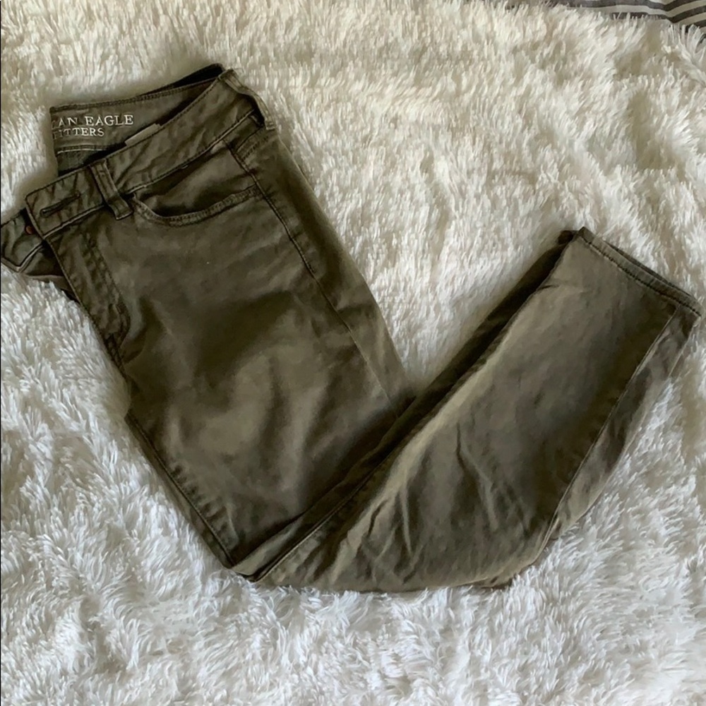 American Eagle Jegging Crop Olive